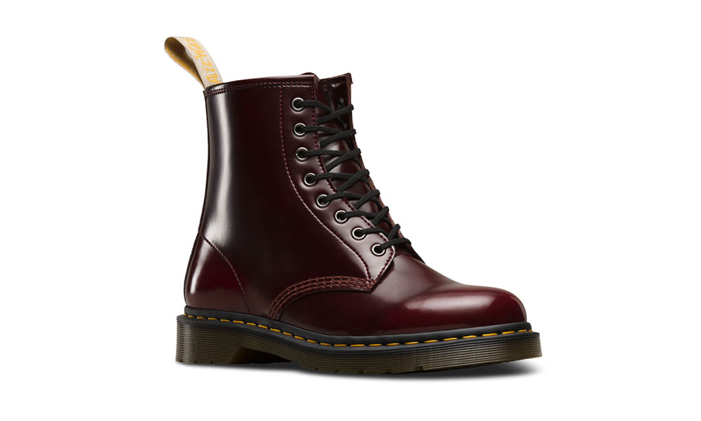 Vegan Boot DR. MARTENS 1460 8 Eye Boot Cherry Red Oxford Rub Off